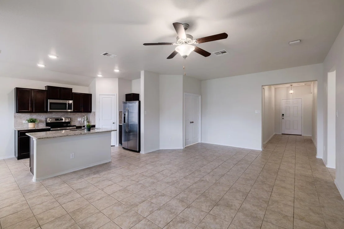 Photo of 824 Tabernash DR