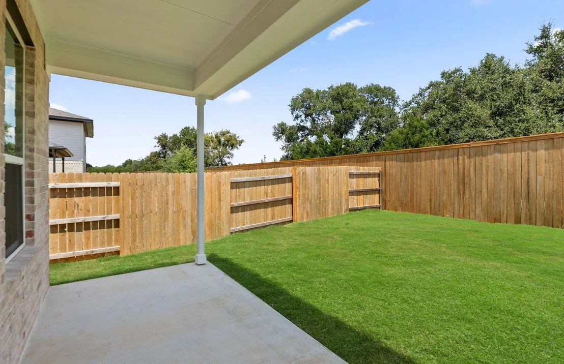Photo of 129 Adlai Ave