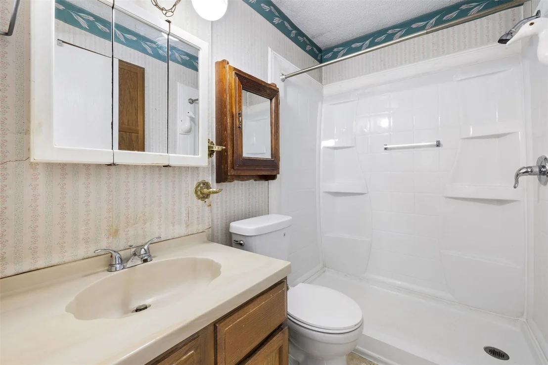 Photo of 2303 Carolyn DR