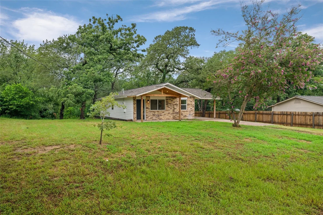 Photo of 212 Cool Water DR