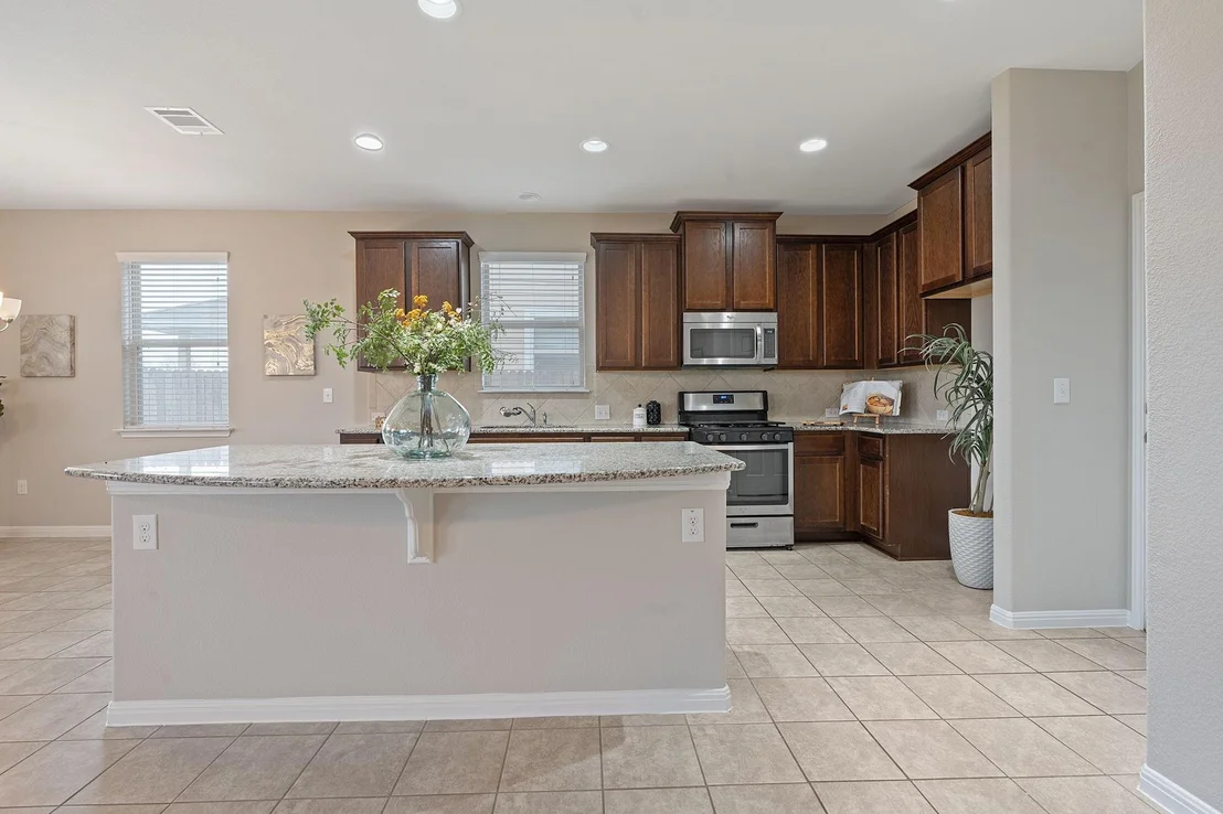 Photo of 584 Twisted Oaks LN