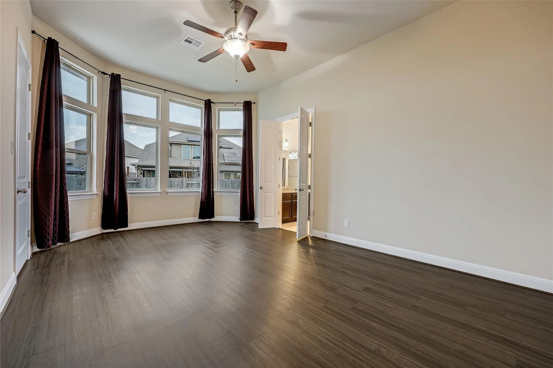 Photo of 21000 Abigail WAY