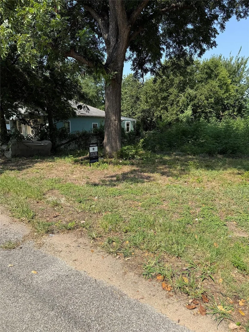 Photo of 708 N Polk Ave