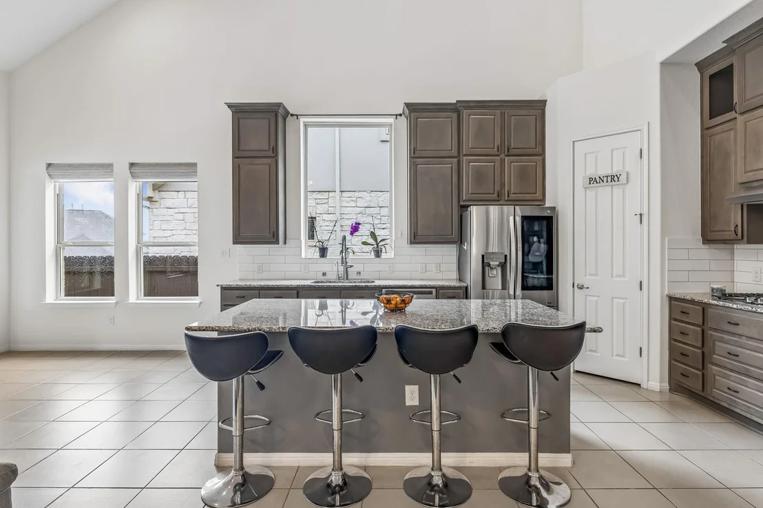 Photo of 2432 Soprano WAY