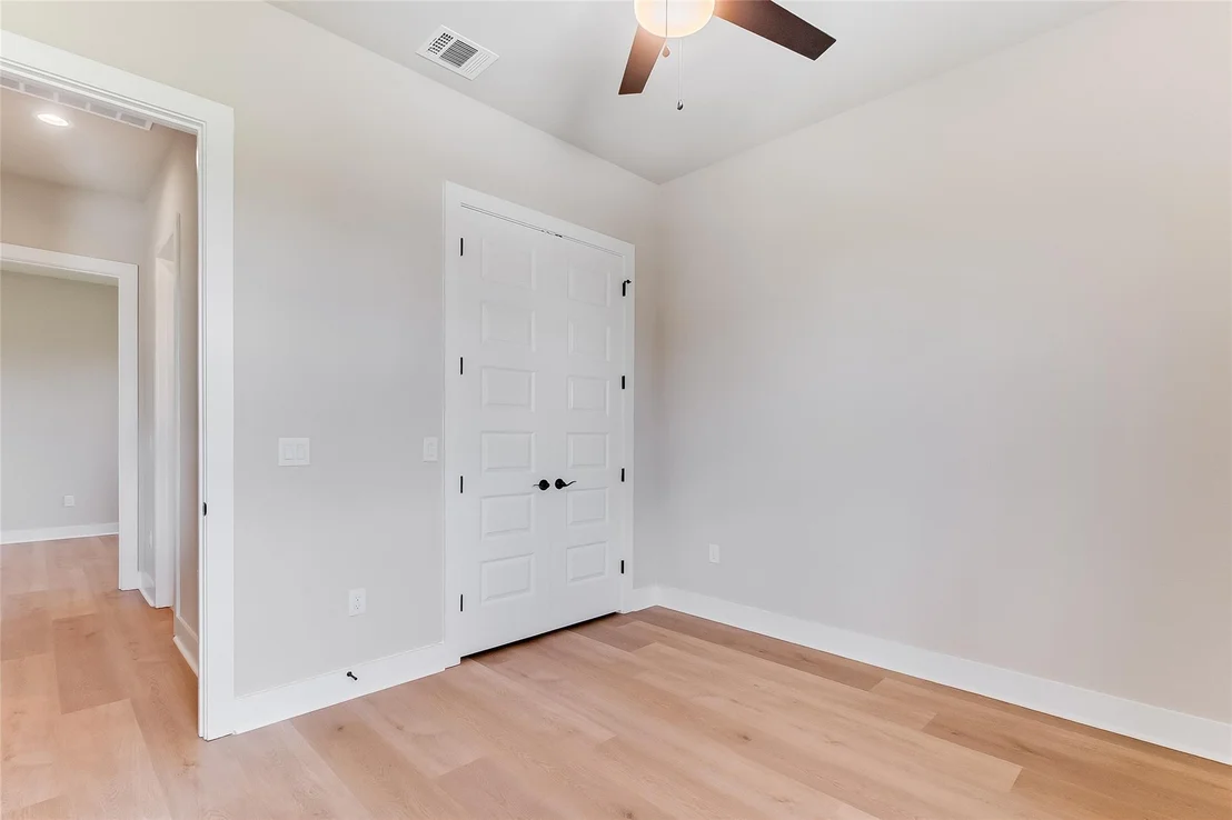 Photo of 115 Draper LN
