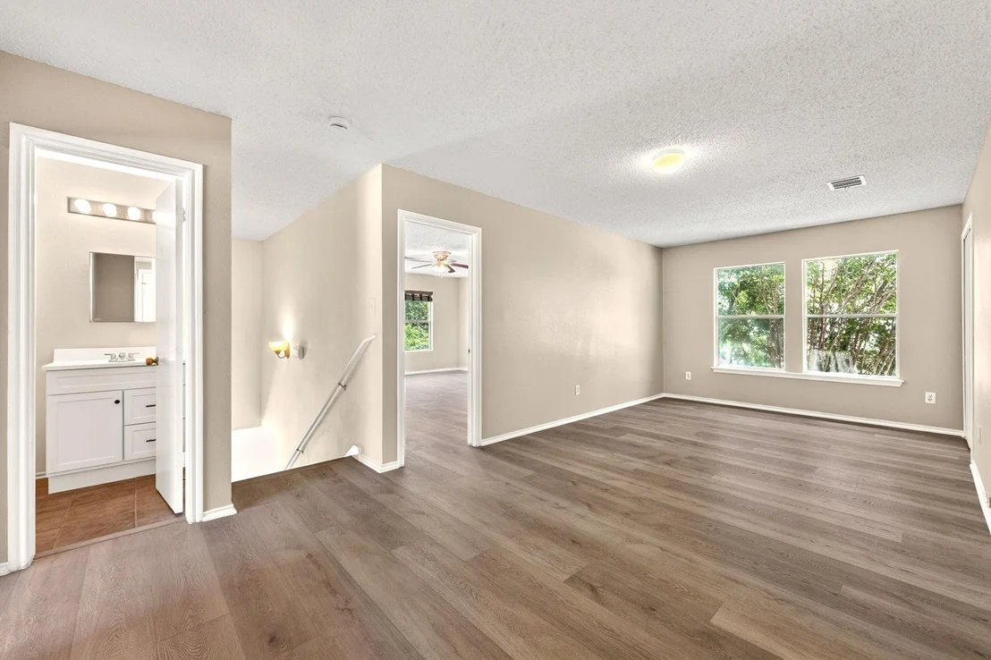 Photo of 3101 Settlement DR
