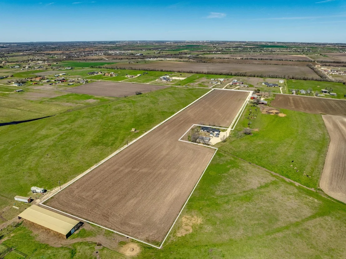 Photo of 930 County Road 124 RD