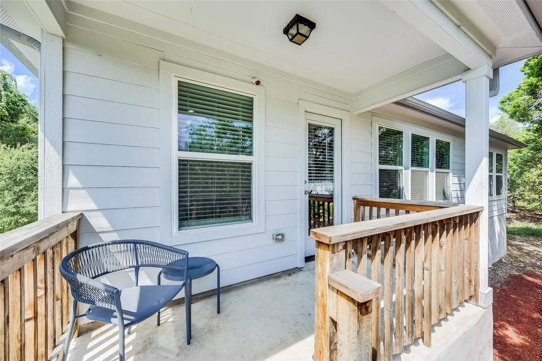 Photo of 21302 Santa Rosa Ave