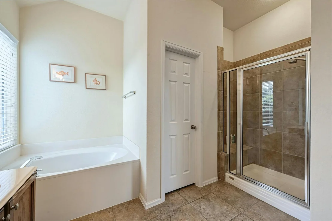 Photo of 204 Saddleback RD