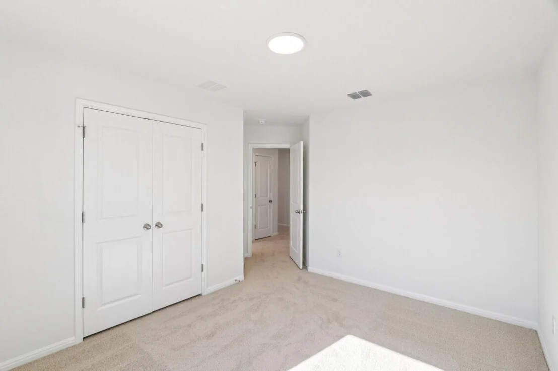 Photo of 11205 Golden Cloud BND