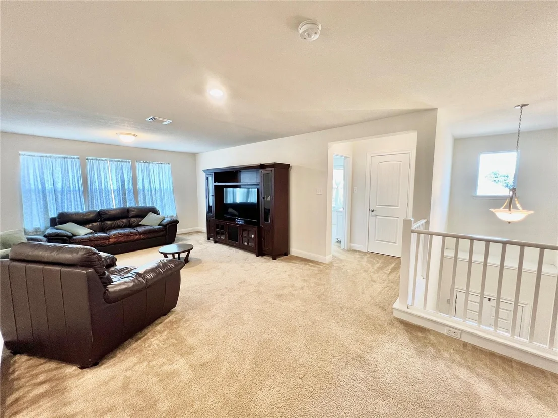Photo of 504 Sheepshank DR