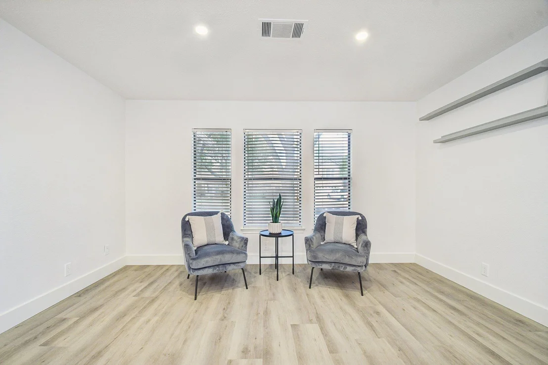 Photo of 1815 Gunsight DR