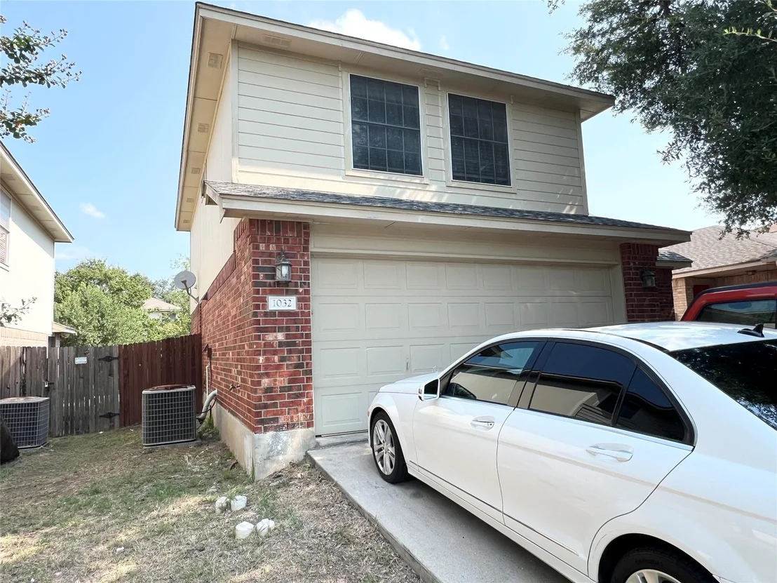 Photo of 1032 Doras DR