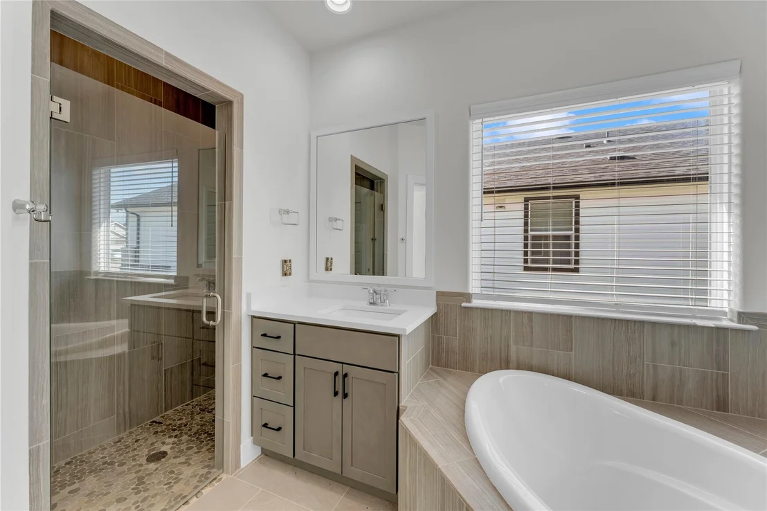 Photo of 449 Dove TRL