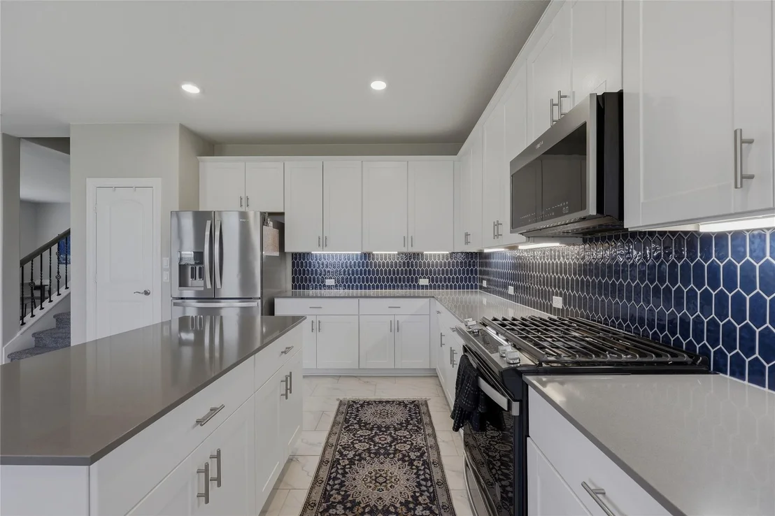 Photo of 5406 Mars LN