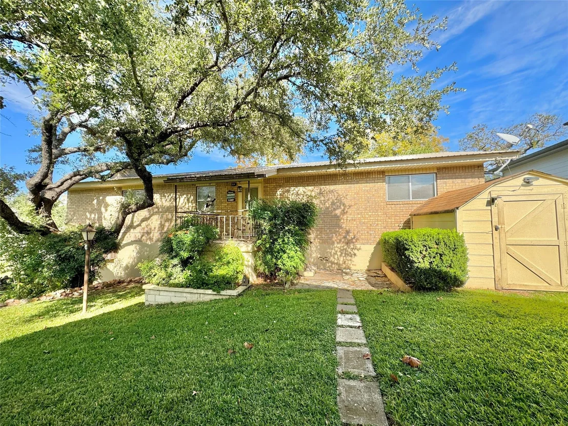 Photo of 189 Roadrunner LN