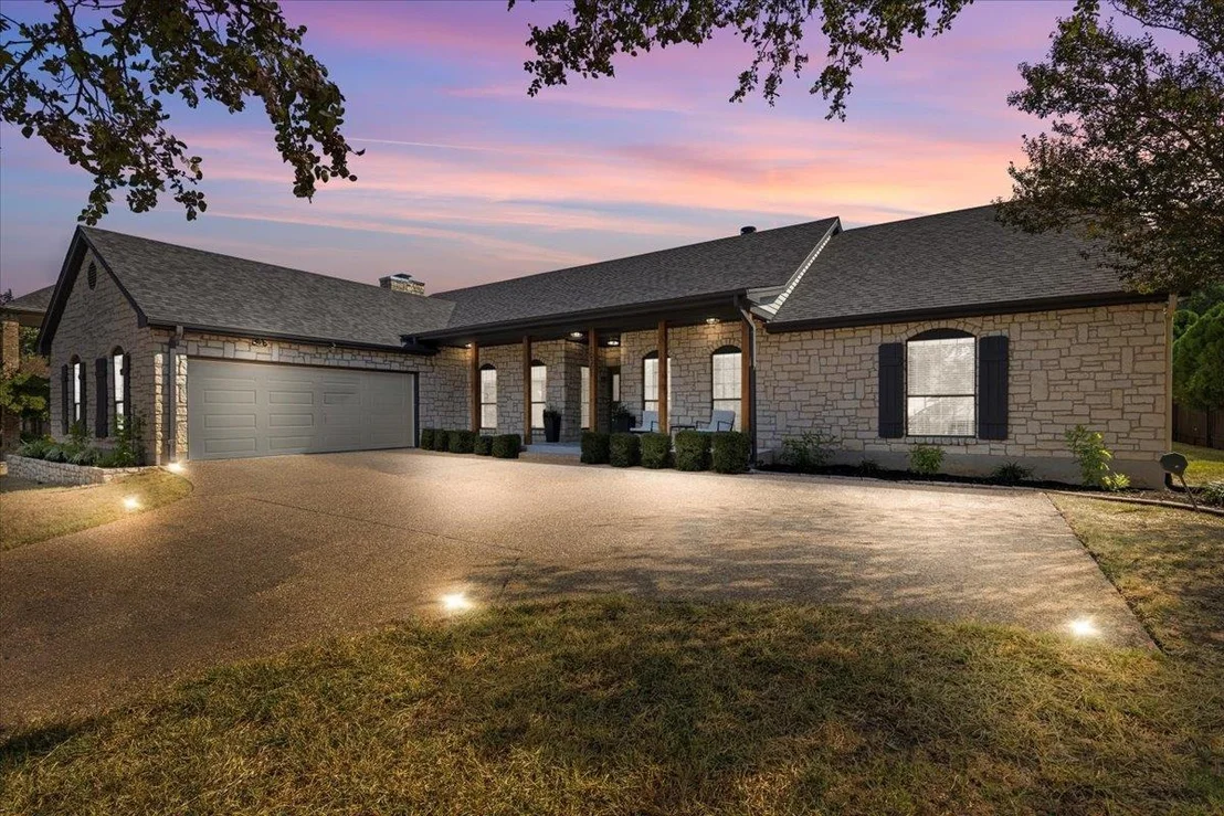 Photo of 10301 Pickfair DR
