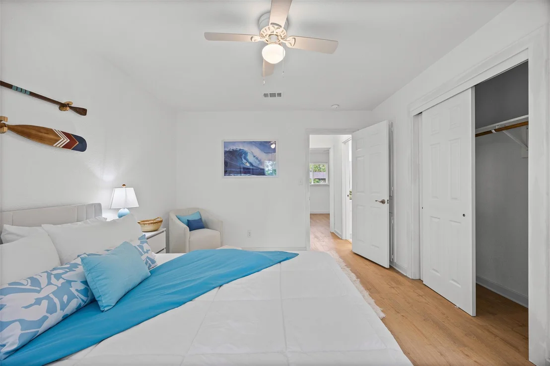 Photo of 5500 Stuart CIR