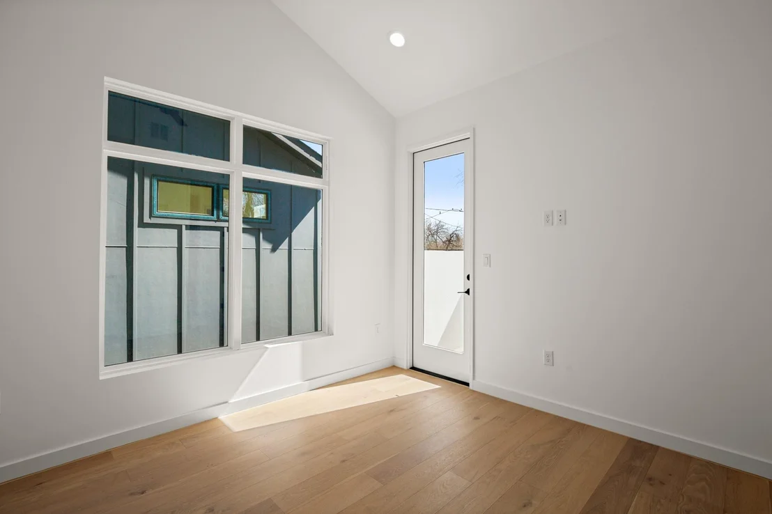 Photo of Unit 2 at 3402 Goodwin Ave
