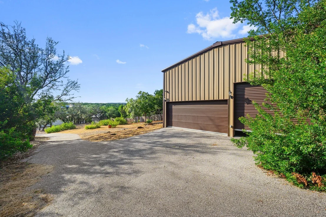 Photo of 8012 Bernard ST
