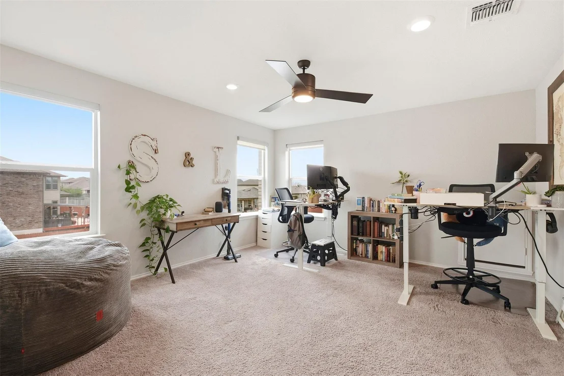 Photo of 1506 Dragonfly LOOP