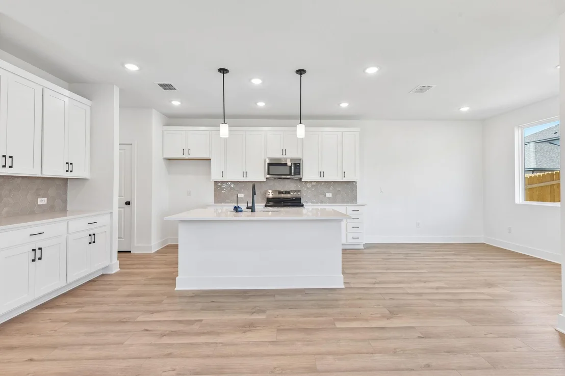 Photo of 149 Maverick Ave