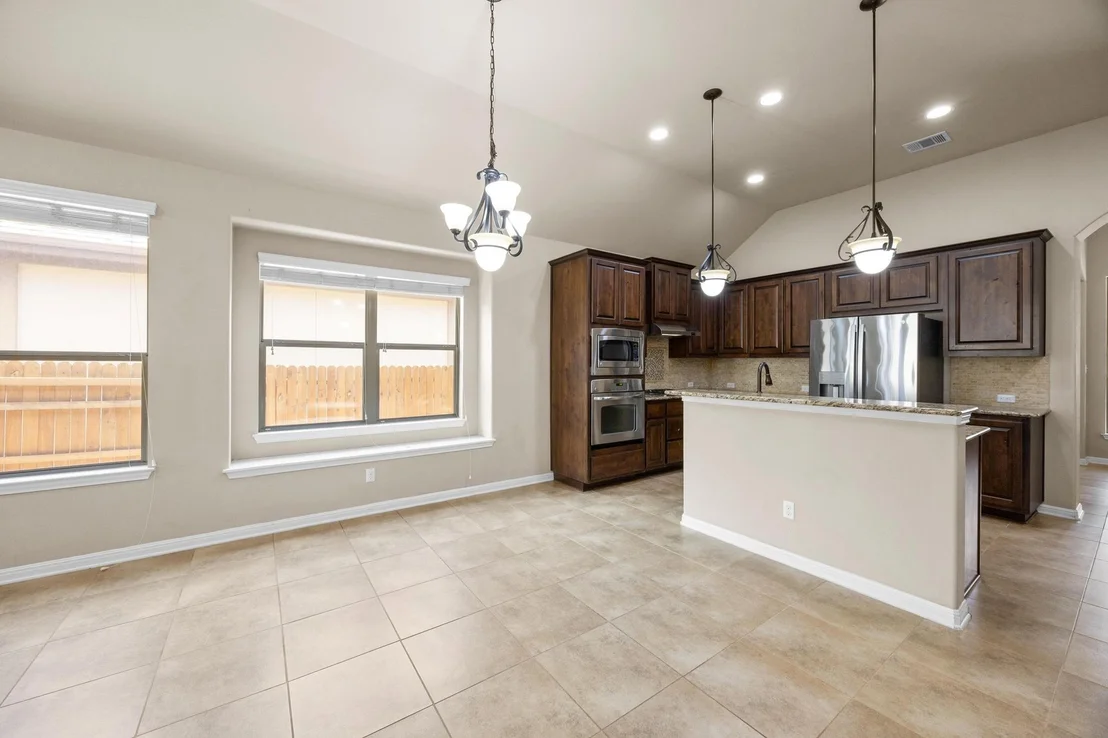 Photo of 14308 SENIA BND
