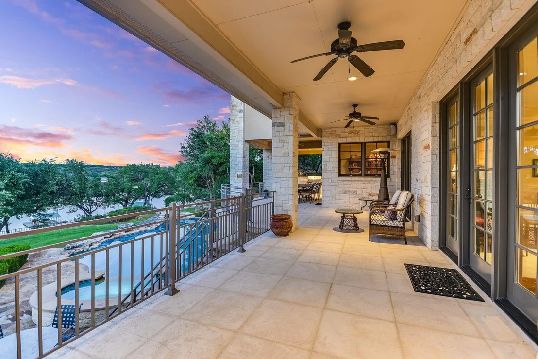 Photo of 3004 Travis Lakeside DR