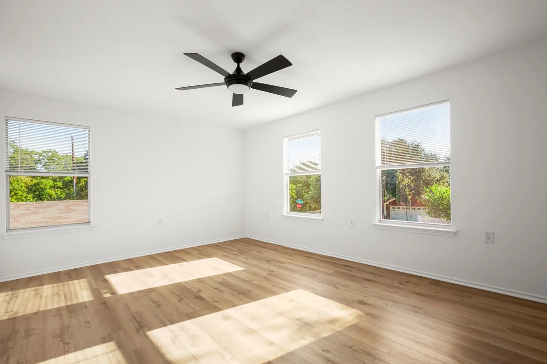 Photo of 11302 Robert Wooding DR