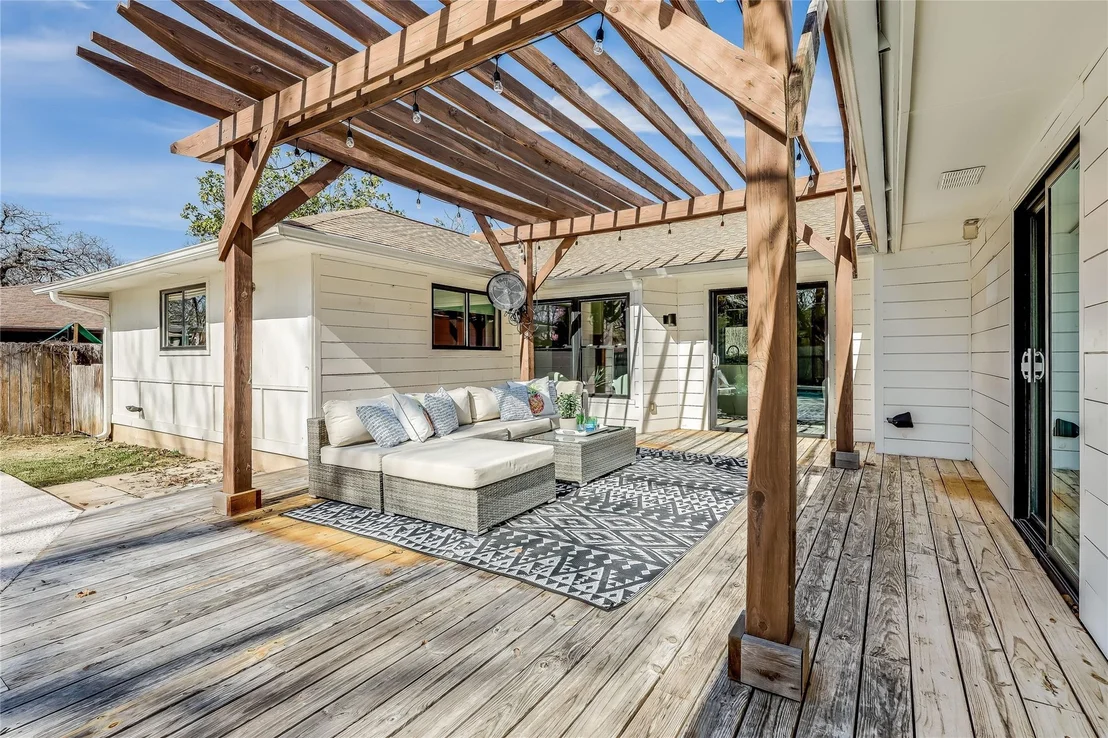 Photo of 8107 Pilgrims PL