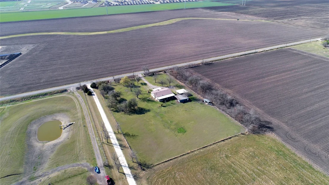 Photo of 901 County Road 134 RD