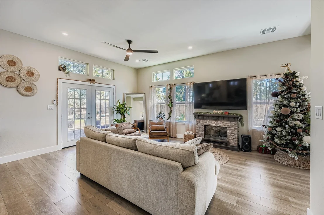 Photo of 149 Arosa DR