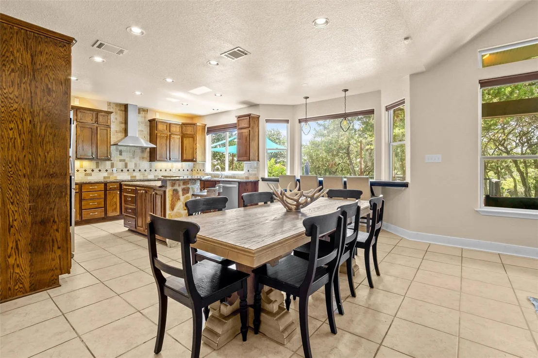 Photo of 5545 Cliff Estates RD