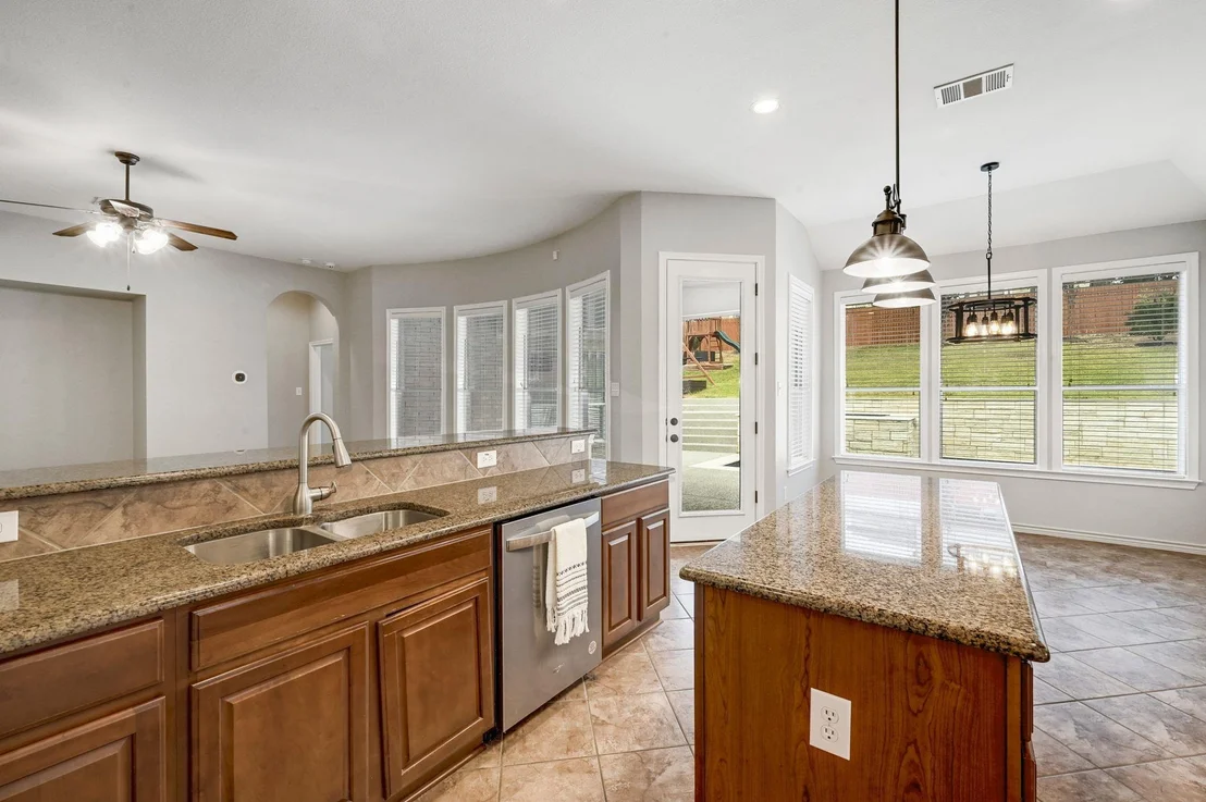Photo of 2411 Guara DR