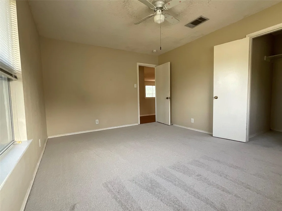 Photo of 1172 Southern PL