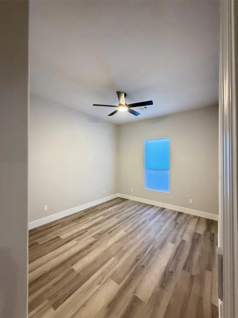 Photo of 195 Covert DR