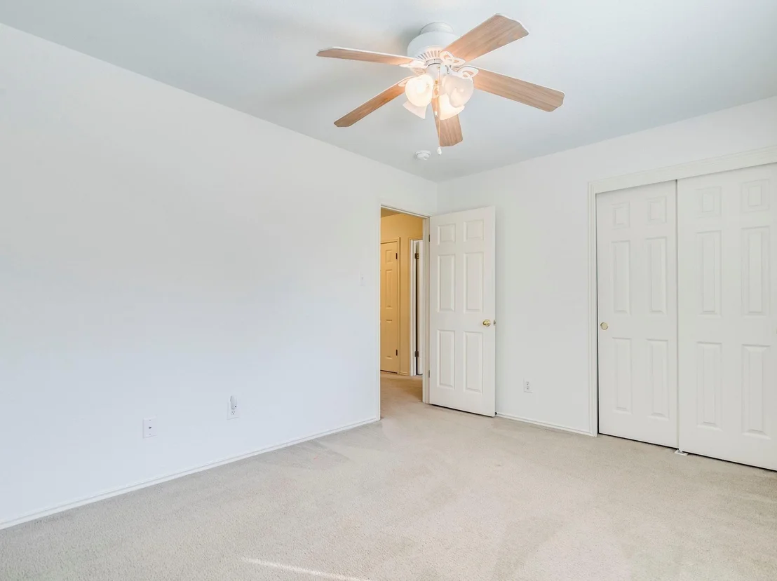 Photo of 130 Casper CV