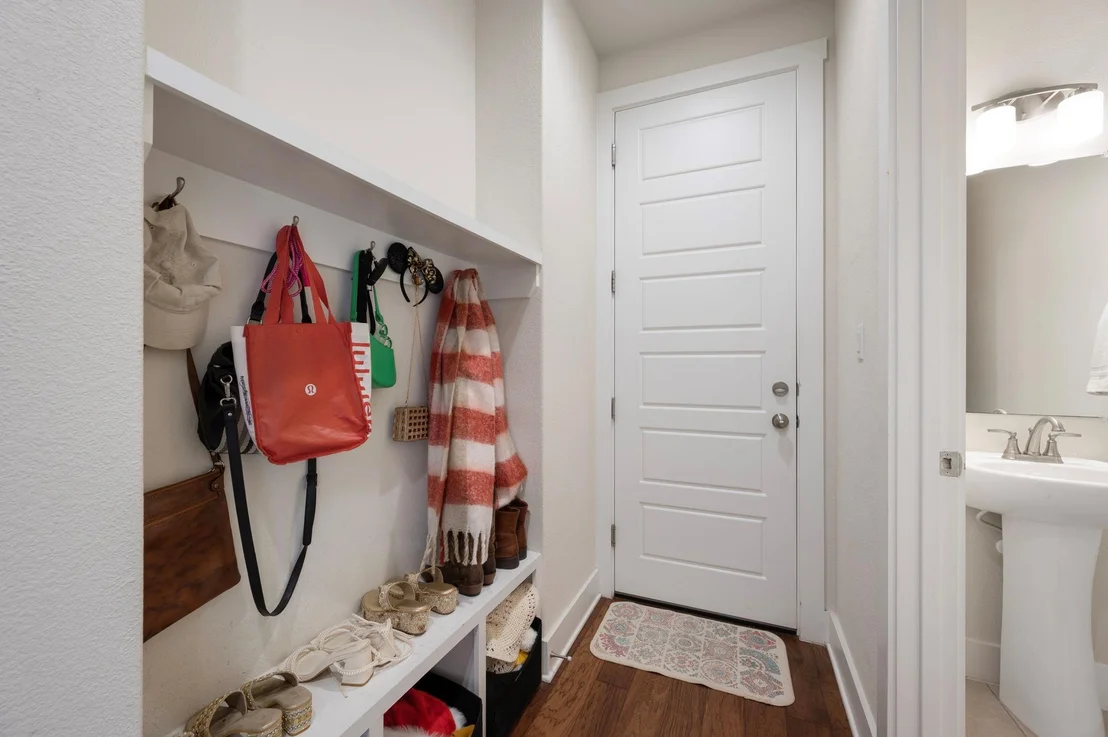Photo of 344 Pisa LN