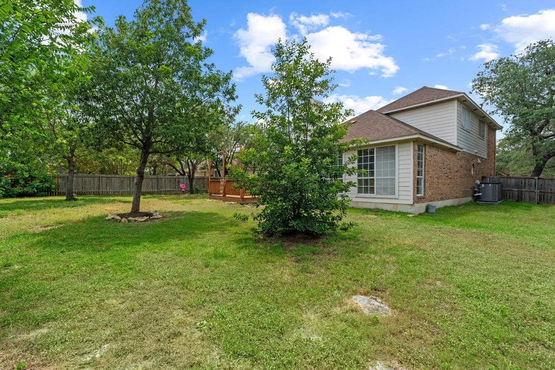 Photo of 8605 Axis DR