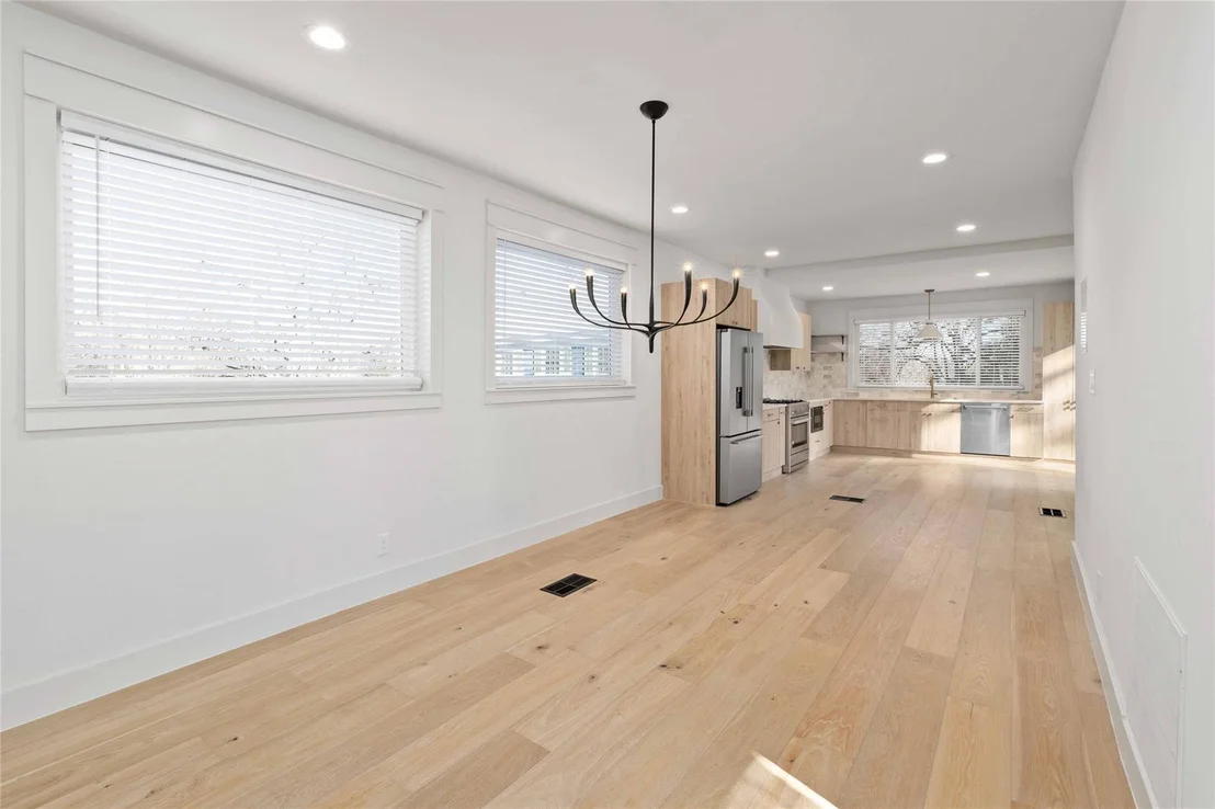 Photo of 3301 Duval ST