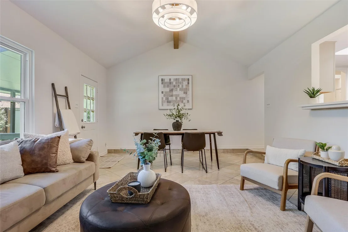 Photo of 517 Maple RUN