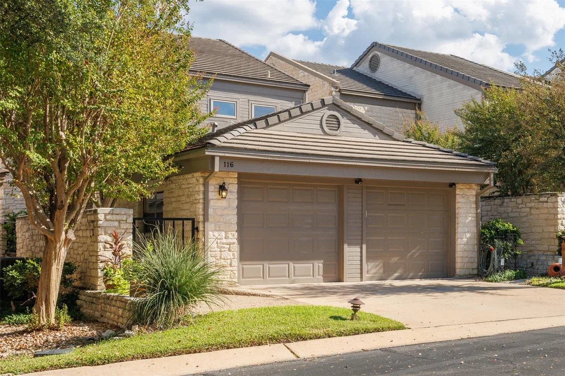Photo of 116 W Eagle DR