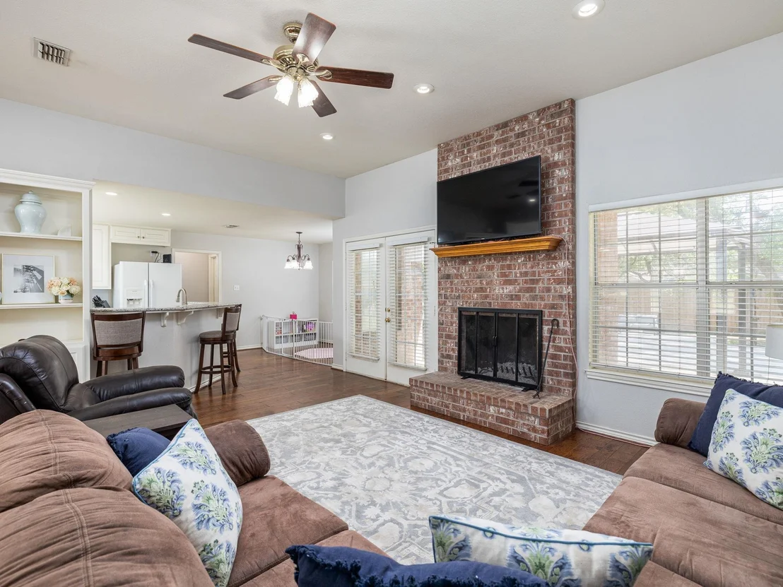 Photo of 1903 Skyles RD