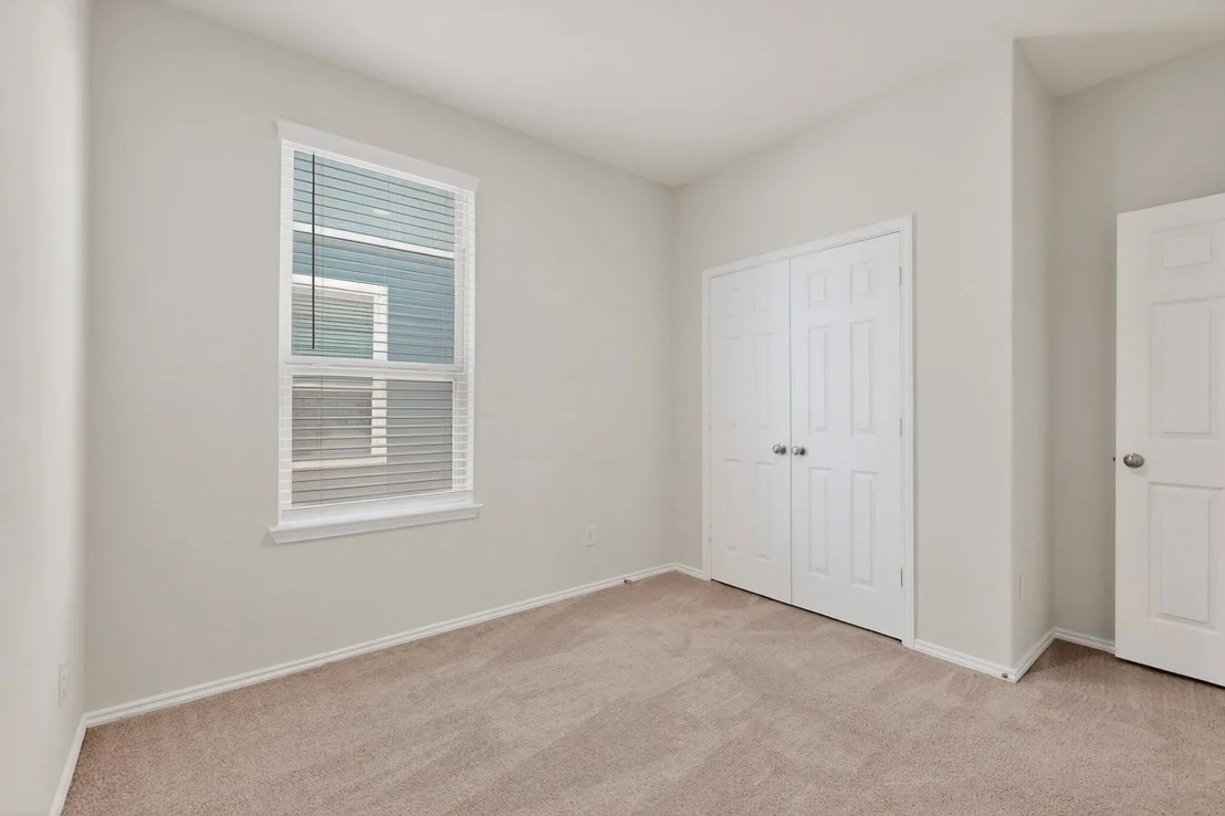 Photo of 429 Stone Water LN