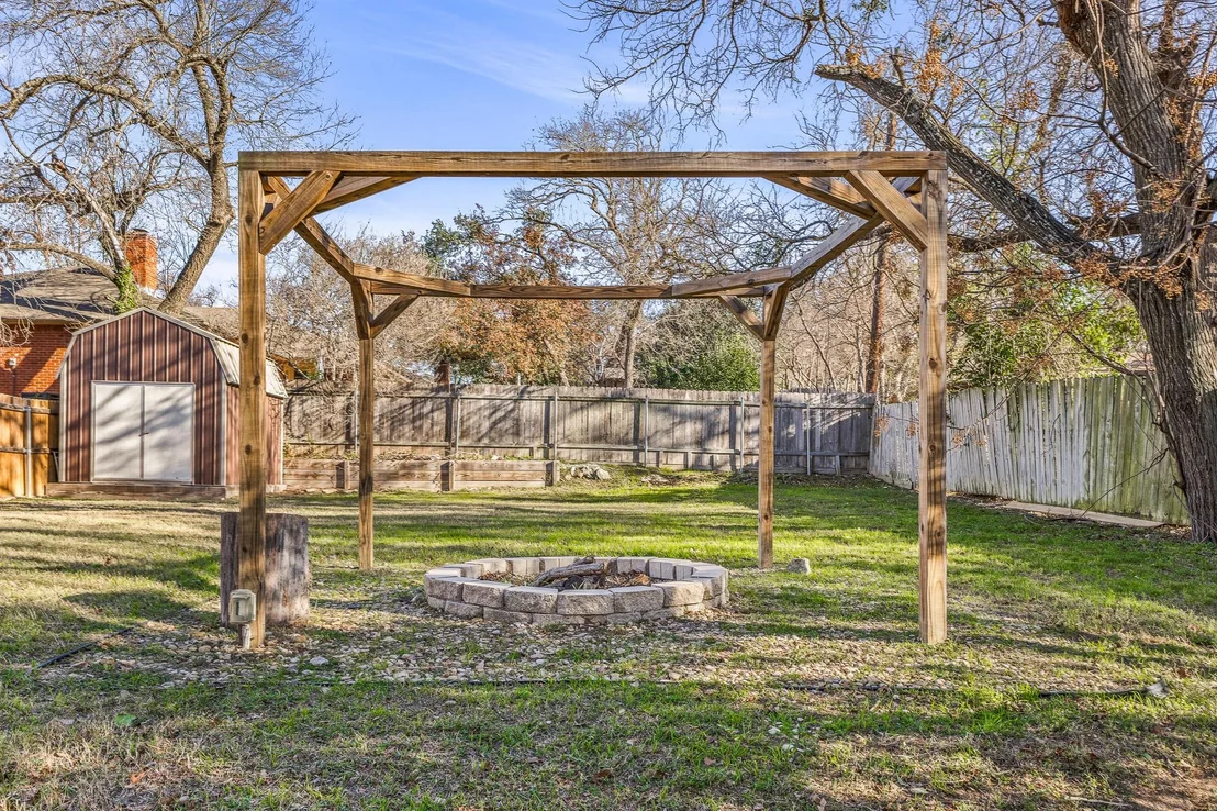 Photo of 4001 Trailwood DR