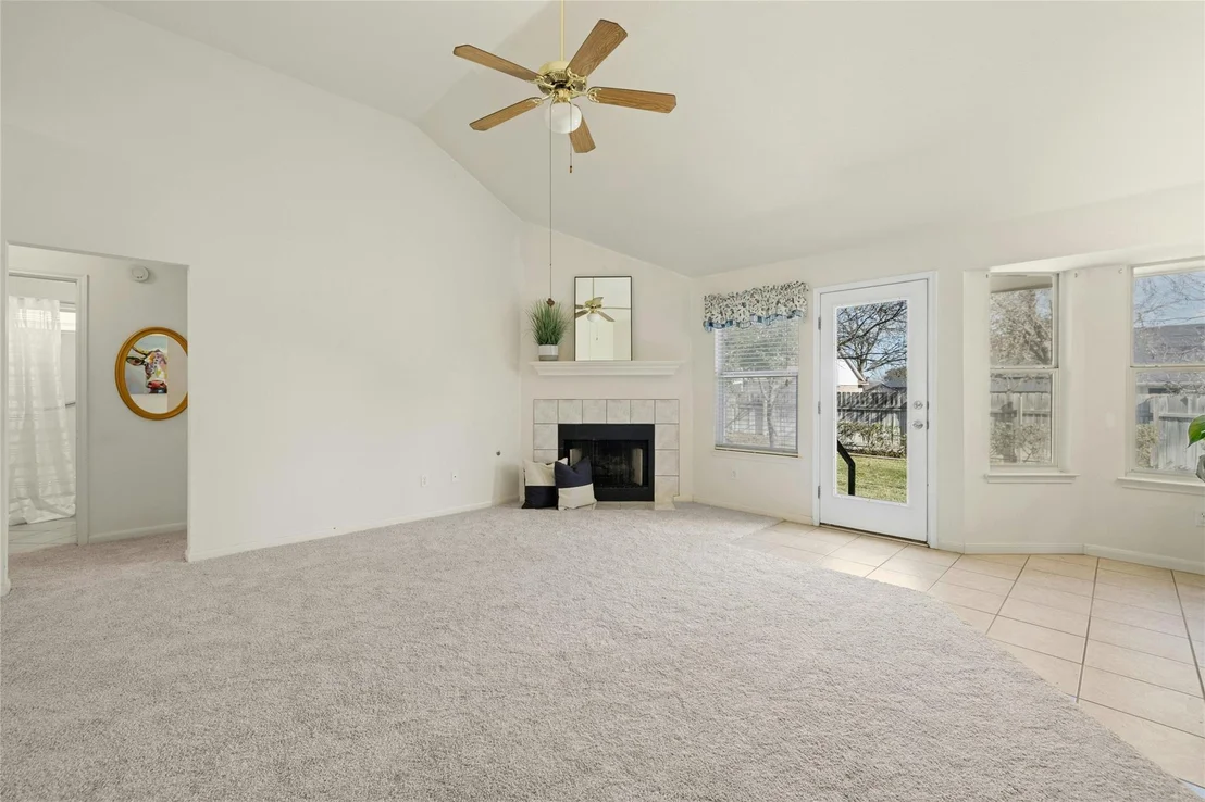 Photo of 512 Millcreek LN