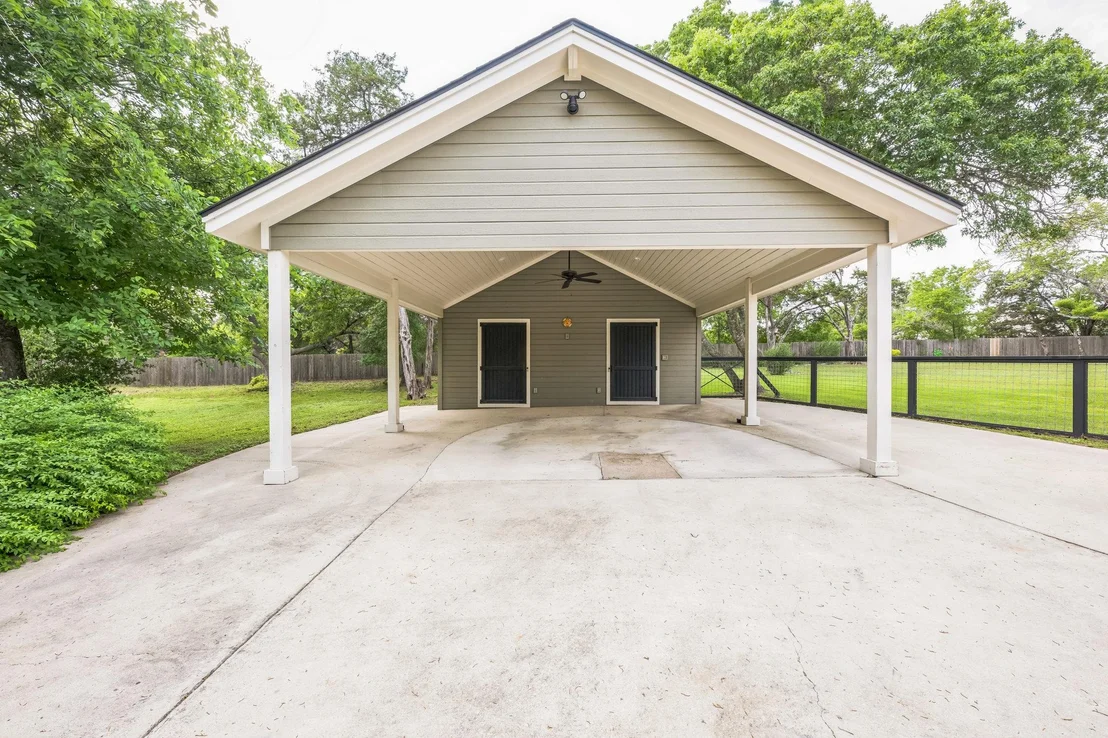 Photo of 201 W View DR