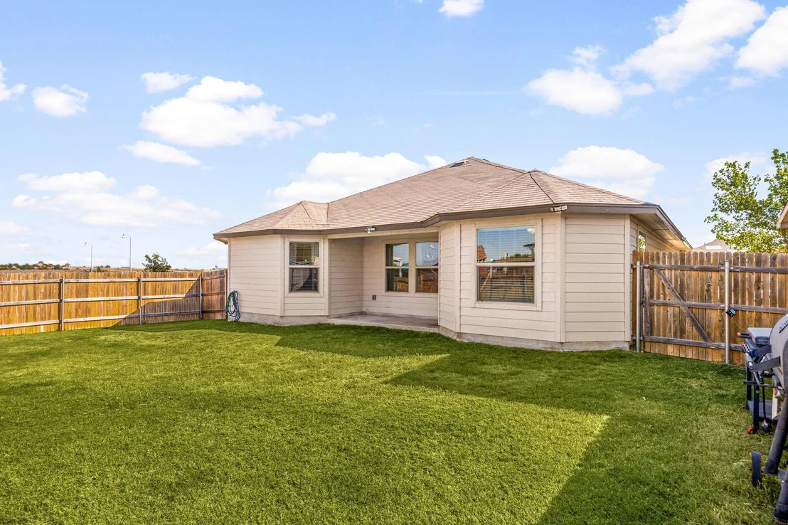 Photo of 149 Rearden BLVD