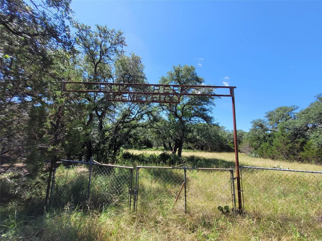 Photo of TBD CR 1139 575 Acres