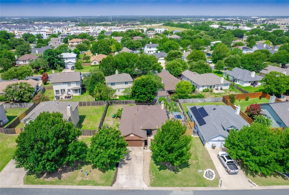 Photo of 105 Dogwood DR